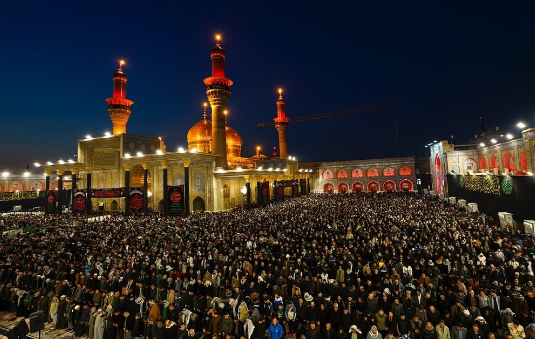 مواساة لإمامنا الغريب.. الجموع المليونية تحيي ليلة شهادة باب الحوائج موسى بن جعفر (عليه السلام)